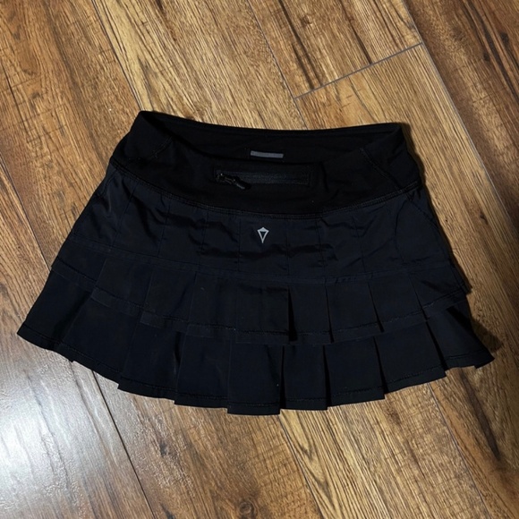 Iviva Girl’s Skort - Picture 3 of 4